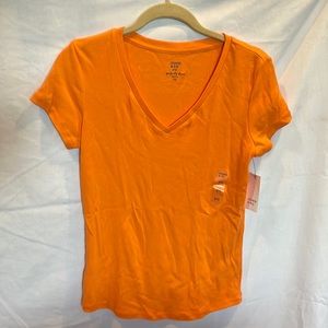 Crown and Ivy Perfectly Pima SS Tee. Size Petit Small